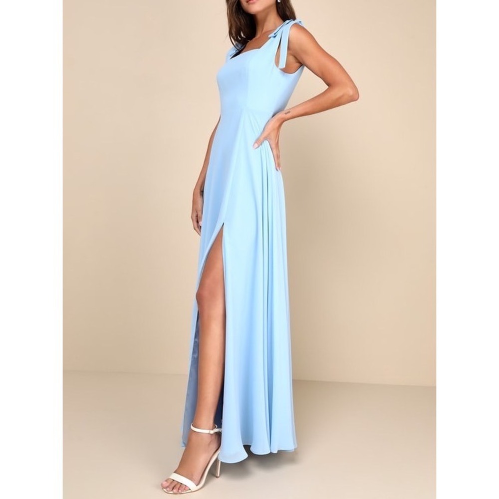NWT Lulus Love Me Forever Light Blue Square Neck Maxi Dress Medium